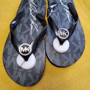 MK flip flops